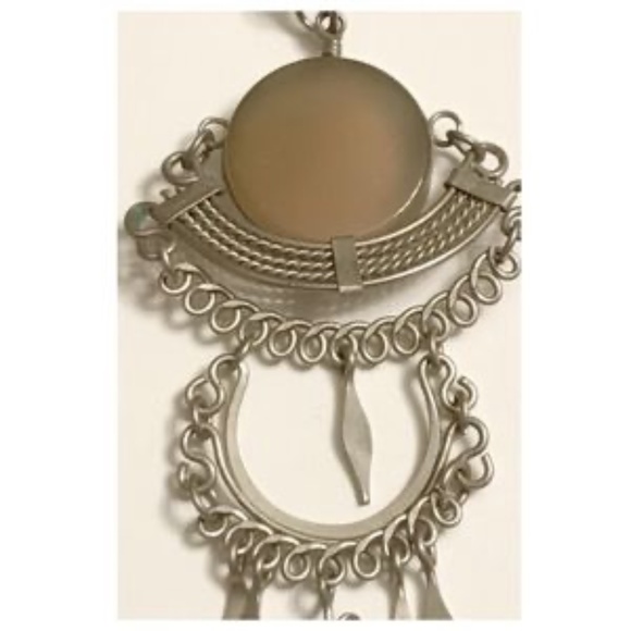 Bohemia India Style Olive Stone Silver Tone Earrings - Picture 3 of 4